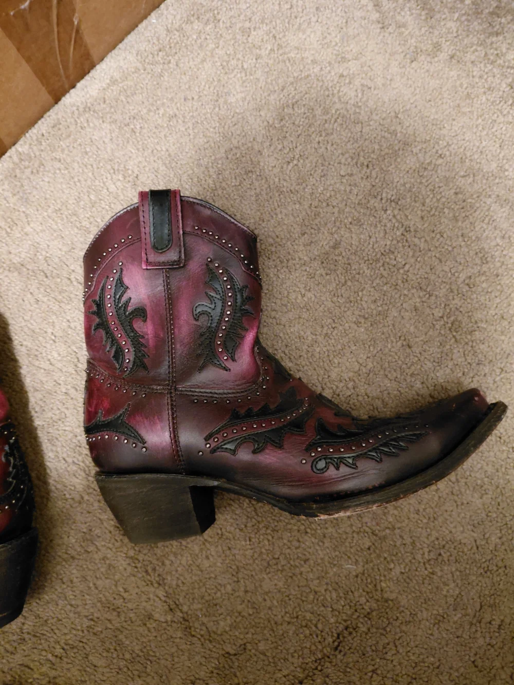 Women’s Burgundy Western Ankle Boots